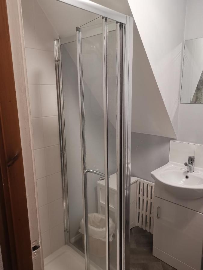 Seaside Chalet - Sleeps 6 Kingsdown  Екстериор снимка